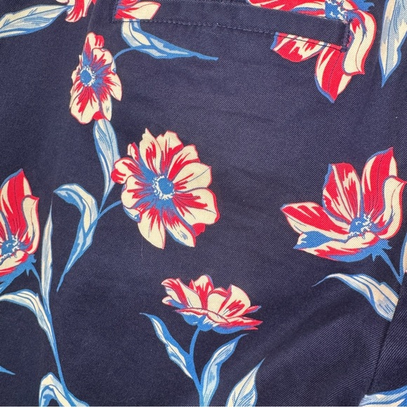 205. Lands’ End Mid Rise Straight Leg Floral Pants Women’s Size 16 - Picture 5 of 6